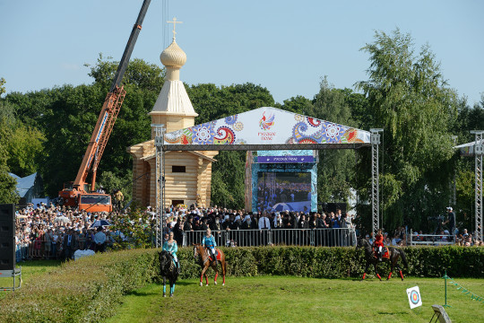 Вологодская область была достойно представлена на фестивале «Русское поле» в Царицыно
